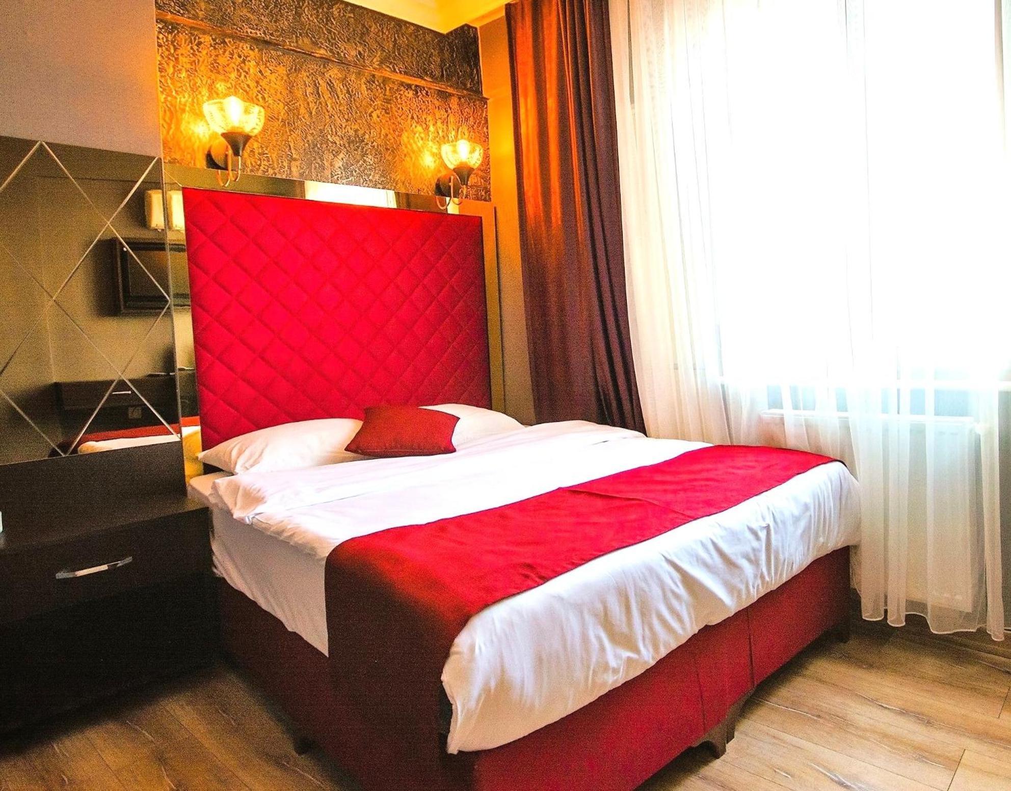 Atesde Dustu Salvara Otel İstanbul Dış mekan fotoğraf