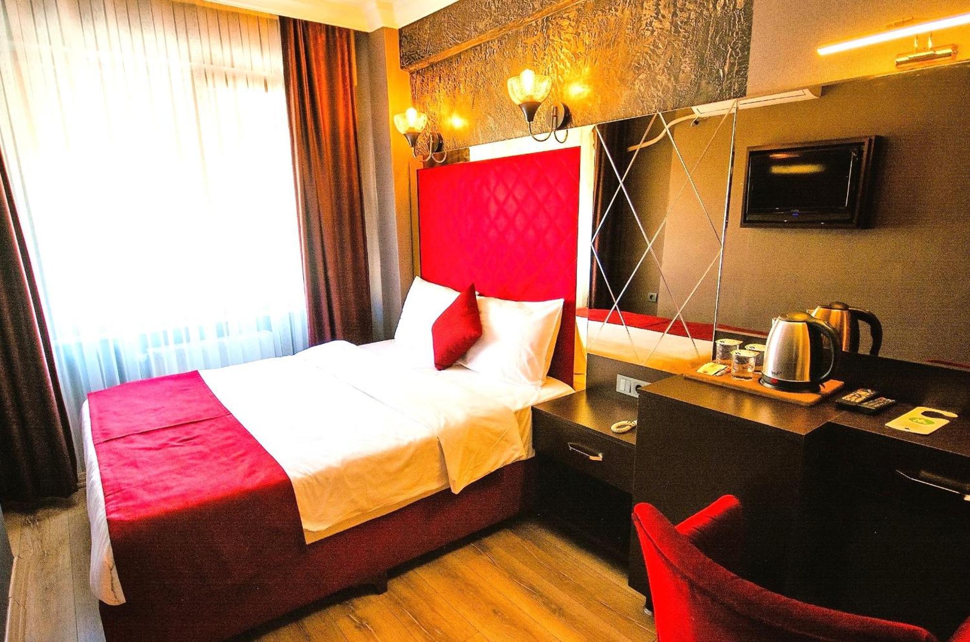 Atesde Dustu Salvara Otel İstanbul Dış mekan fotoğraf