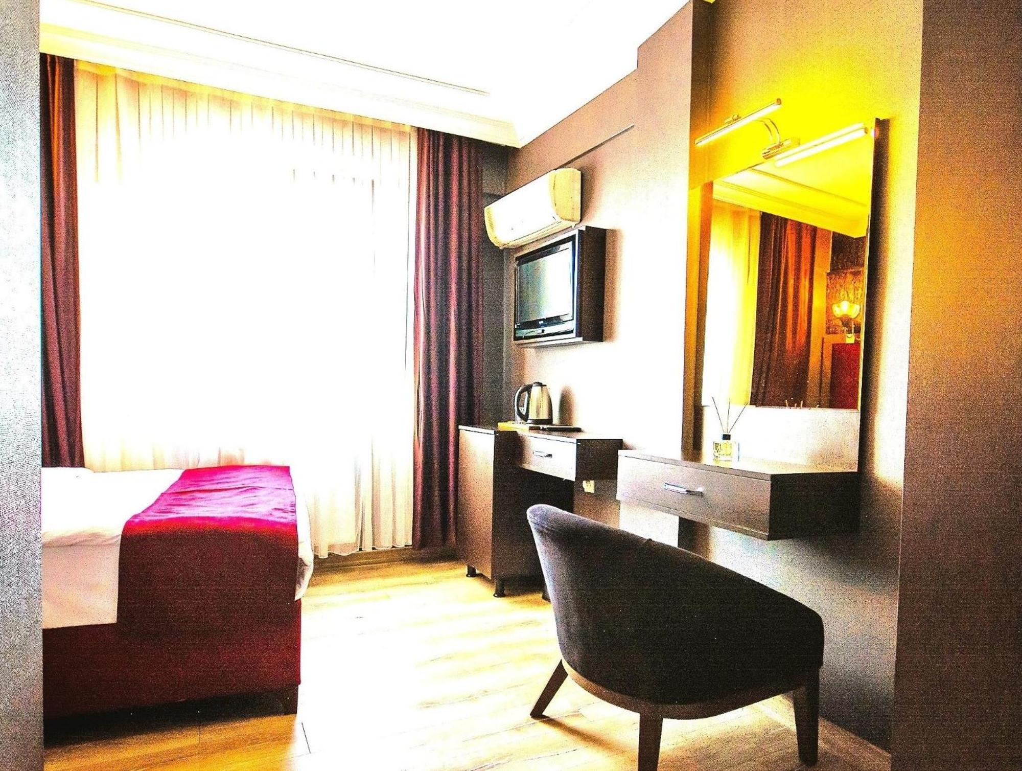 Atesde Dustu Salvara Otel İstanbul Dış mekan fotoğraf